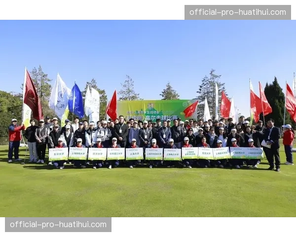 球员锦标赛现场，科技公司展示最新挥杆3D实时捕捉系统